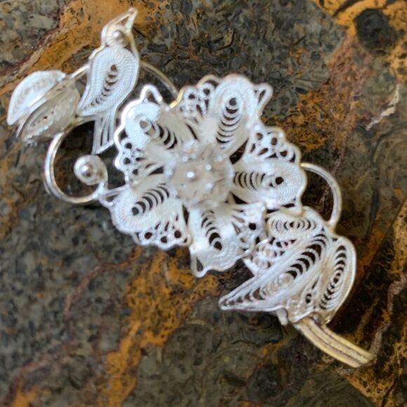 STERLING SILVER 925 FILIGREE FLORAL GORGEOUS PIN​​ - Picture 3 of 7
